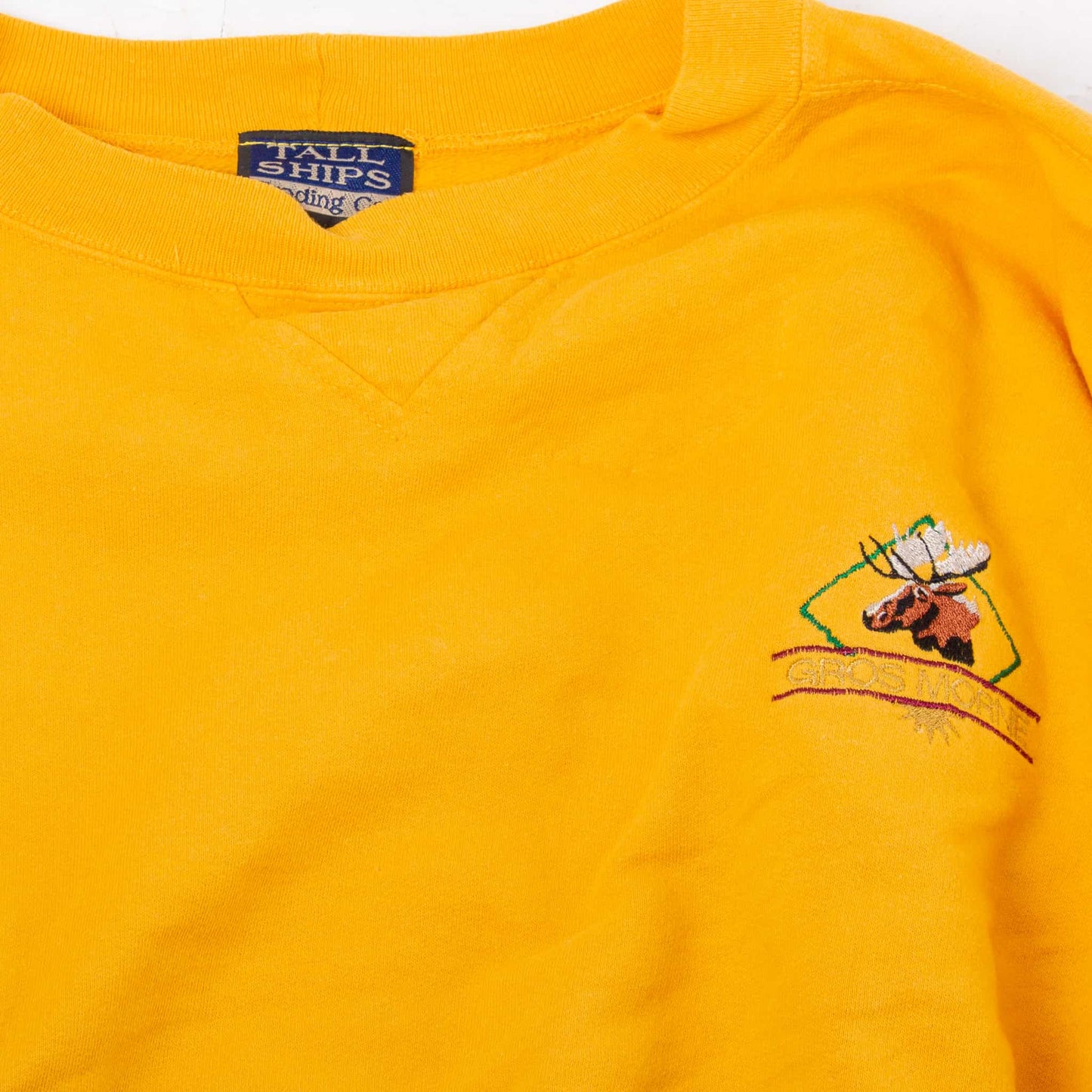 Vintage 'Gros Mourne' Sweatshirt - American Madness