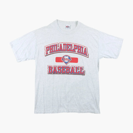 <p>Philadelphia Baseball T-Shirt</p>