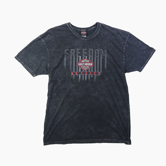 'Albert Lea Minnesota' T-Shirt - American Madness