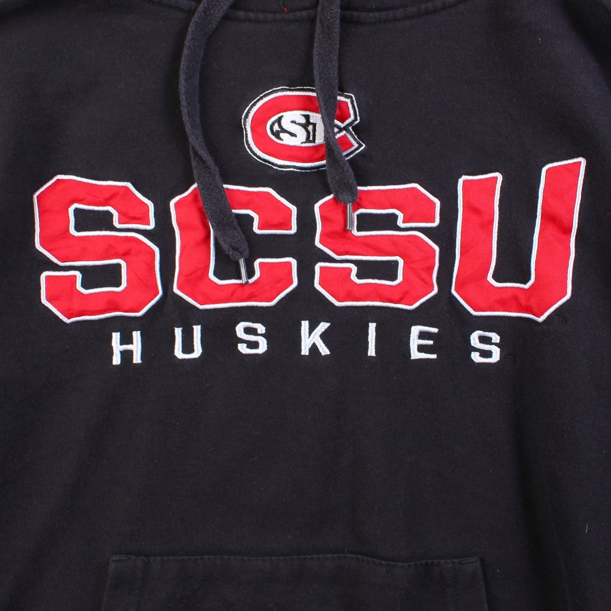 Vintage 'SCSU Huskies' Graphic Sweatshirt - American Madness