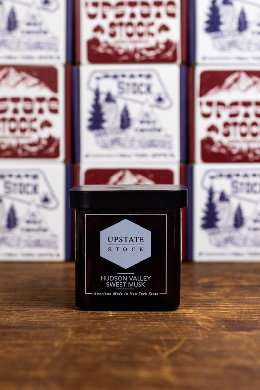 Phoenicia Wild Forest Coconut Wax Candle: Amber - American Madness