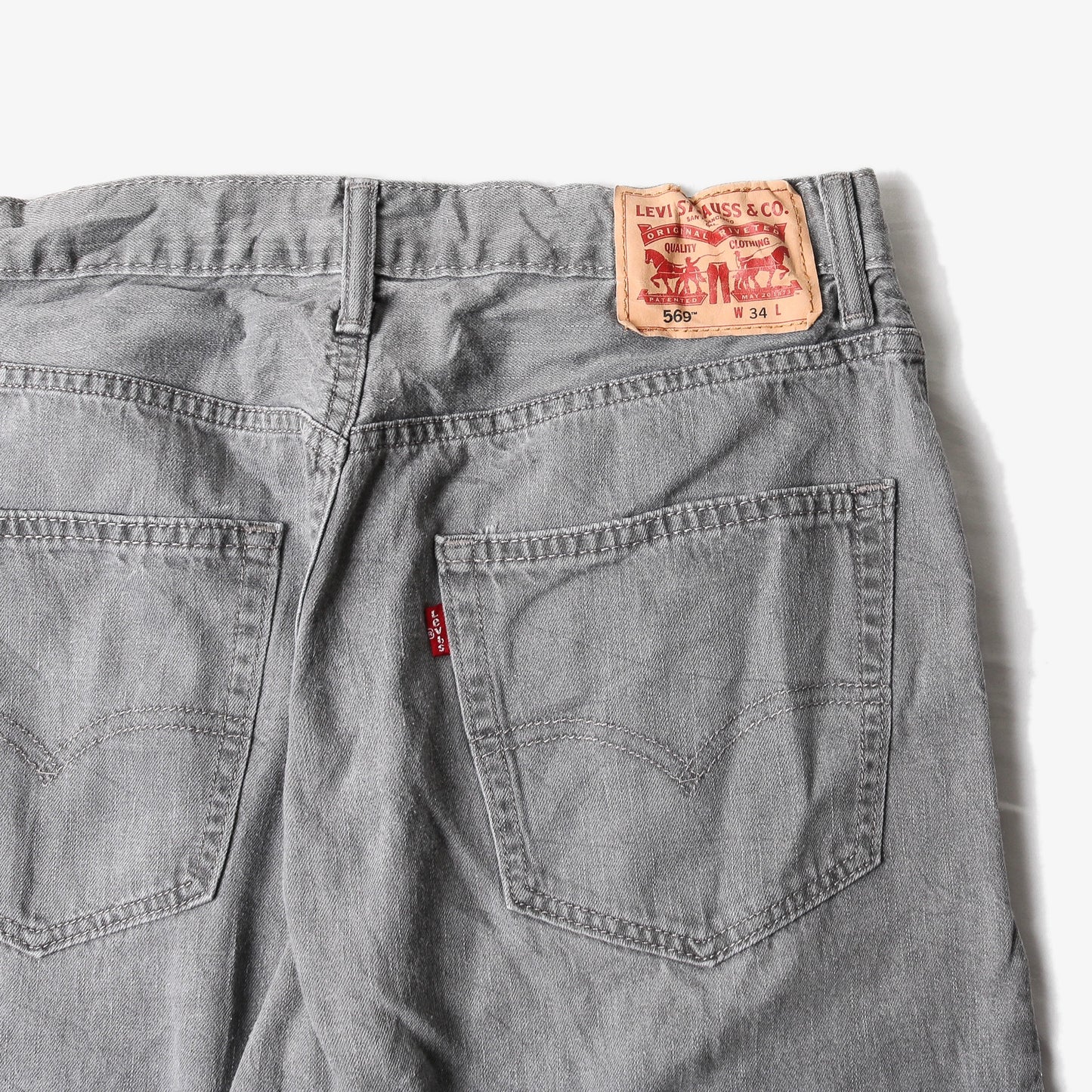 Vintage Levi 569 Shorts - 34" - American Madness