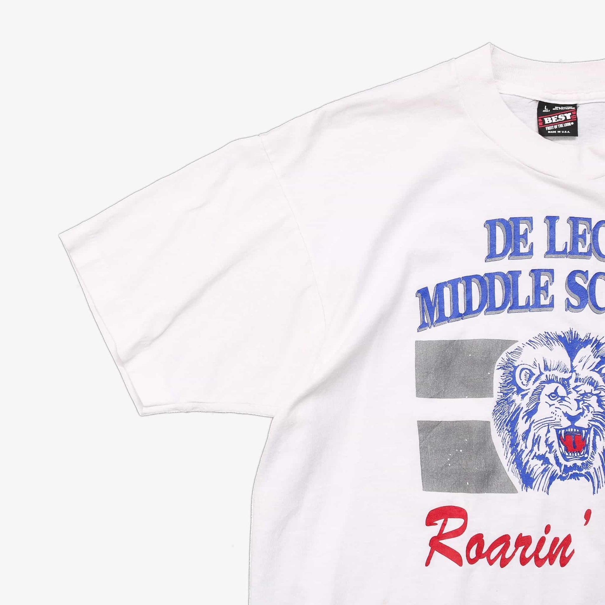 Vintage 'De Leon Middle School' T-Shirt - American Madness