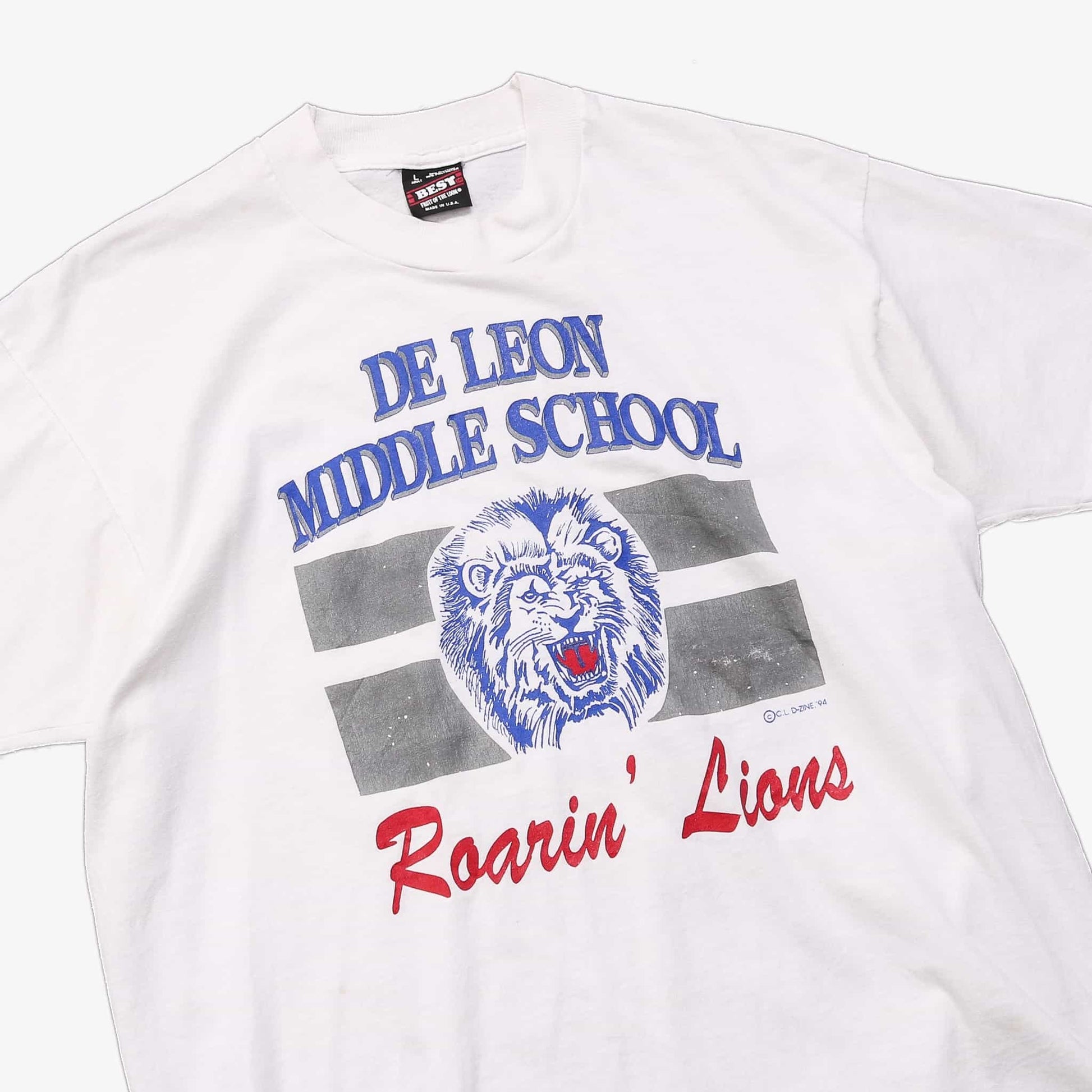 Vintage 'De Leon Middle School' T-Shirt - American Madness